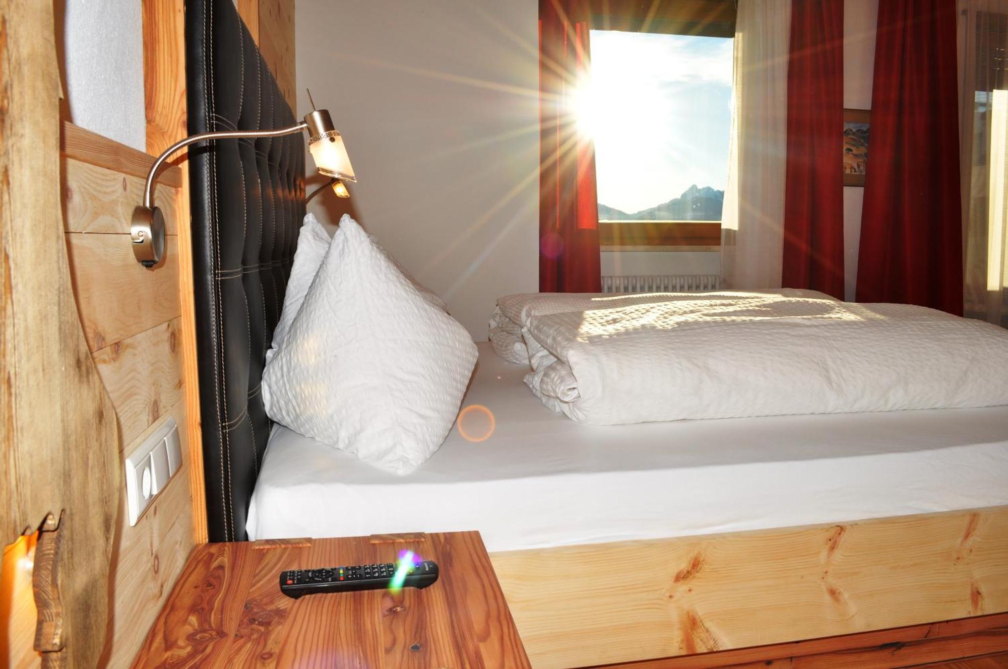 Hotel Kristall Maranza Room photo